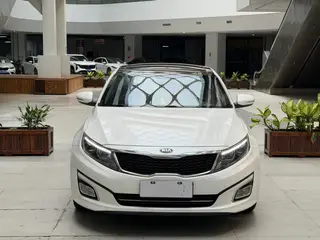 Kia K5 2014 2.0L Automático LUXURY exterior foto 2 Kia K5 2014 2.0L Automático LUXURY exterior foto 2