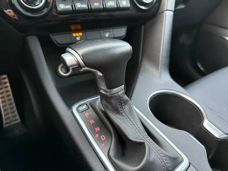 Kia KX5 2016 1.6T Automatic two-wheel drive Premium interior photo 16