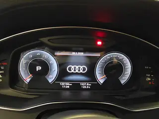 Audi A6L 2022 40 TFSI Deluxe Dynamic interior photo 13 Audi A6L 2022 40 TFSI Deluxe Dynamic interior photo 13