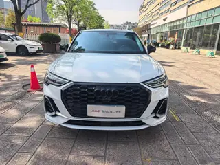 Audi Q3 Sportback 2023 40 TFSI Fashionable exterior photo 2 Audi Q3 Sportback 2023 40 TFSI Fashionable exterior photo 2
