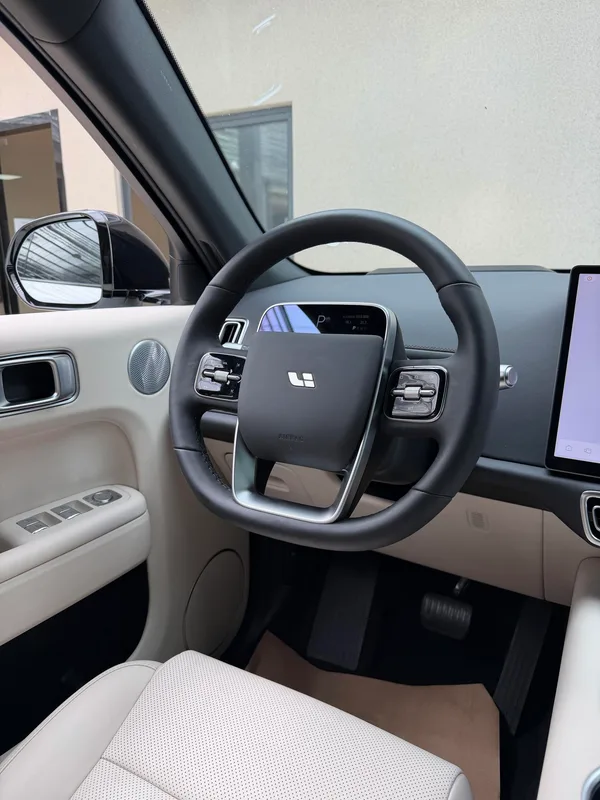 Li Auto L7 2023 Pro version interior photo 7 Li Auto L7 2023 Pro version interior photo 7