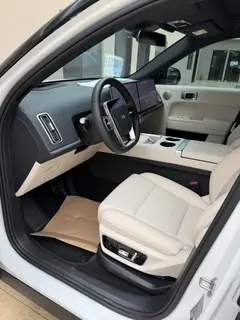 Li Auto L7 2023 Pro version interior photo 8 Li Auto L7 2023 Pro version interior photo 8