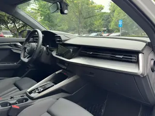 Audi A3 2022 Sportback 35 TFSI Mode Sport intérieur photo 12