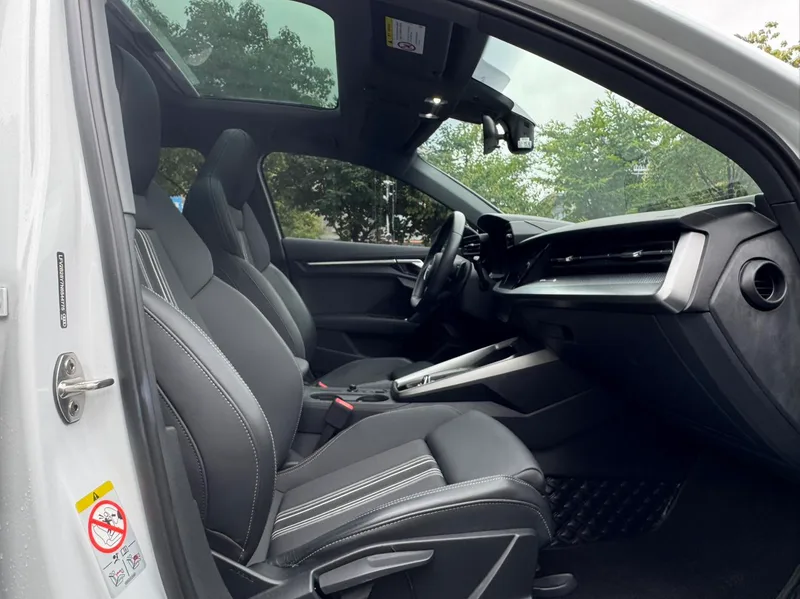 Audi A3 2022 Sportback 35 TFSI Mode Sport intérieur photo 13