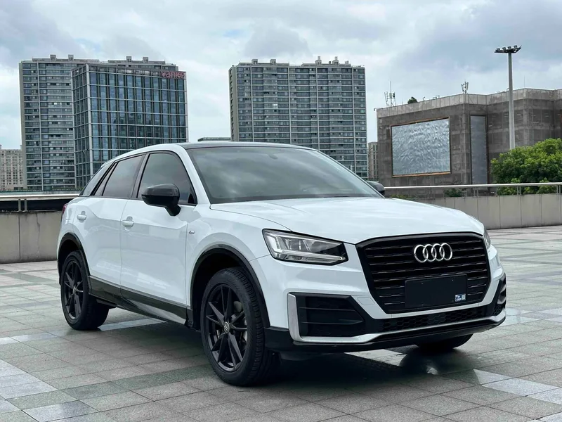 Audi Q2L 2021 35TFSI Tipo dinámico de moda exterior foto 2 Audi Q2L 2021 35TFSI Tipo dinámico de moda exterior foto 2