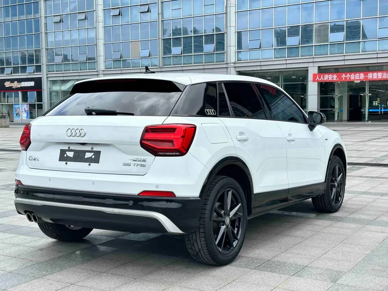 Audi Q2L 2021 35TFSI Tipo dinámico de moda interior foto 9 Audi Q2L 2021 35TFSI Tipo dinámico de moda interior foto 9