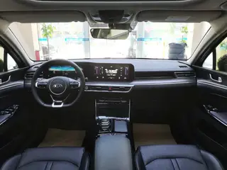 Kia K5 2020 270T CVVD Edición de lujo interior foto 15 Kia K5 2020 270T CVVD Edición de lujo interior foto 15