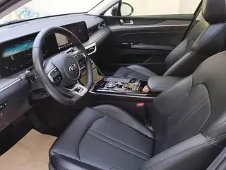 Kia K5 2020 270T CVVD Edición de lujo interior foto 16 Kia K5 2020 270T CVVD Edición de lujo interior foto 16