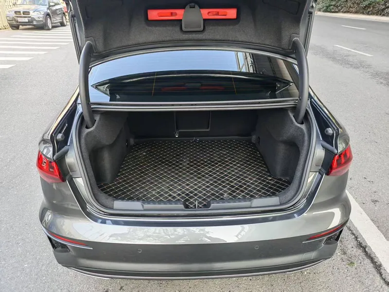 Audi A3 2024 A3L Limousine 35 TFSI Fashion and Elegant interior photo 7 Audi A3 2024 A3L Limousine 35 TFSI Fashion and Elegant interior photo 7