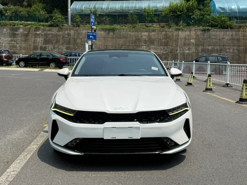 Kia K5 2021 270T CVVD Refreshed version exterior photo 2