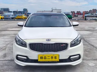 Kia K4 2014 1.6T Automatique Turbo extérieur photo 2 Kia K4 2014 1.6T Automatique Turbo extérieur photo 2