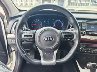 Kia K4 2014 1.6T Automatique Turbo intérieur photo 15 Kia K4 2014 1.6T Automatique Turbo intérieur photo 15