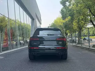 Audi Q5L 2023 45T Deluxe Dynamic exterior photo 7 Audi Q5L 2023 45T Deluxe Dynamic exterior photo 7