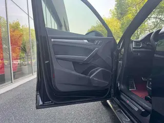 Audi Q5L 2023 45T Deluxe Dynamic interior photo 10 Audi Q5L 2023 45T Deluxe Dynamic interior photo 10