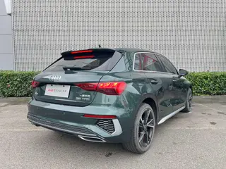 Audi A3 2023 Sportback 35 TFSI Fashion Sport interior photo 7 Audi A3 2023 Sportback 35 TFSI Fashion Sport interior photo 7