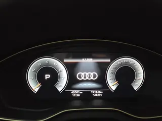 Audi Q5L 2023 40T Tipo dinámico de moda exterior foto 6 Audi Q5L 2023 40T Tipo dinámico de moda exterior foto 6