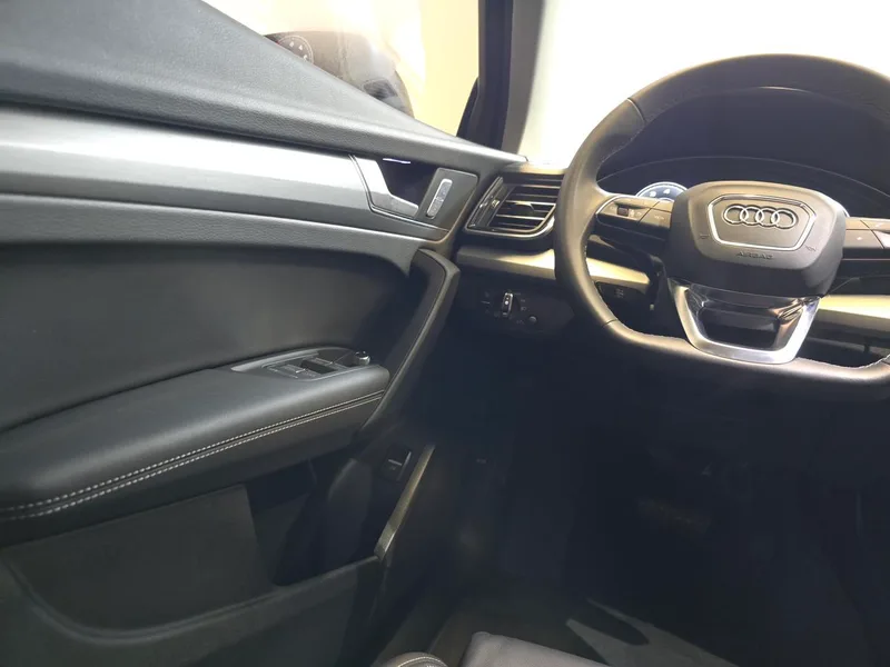 Audi Q5L 2023 40T Tipo dinámico de moda interior foto 12 Audi Q5L 2023 40T Tipo dinámico de moda interior foto 12