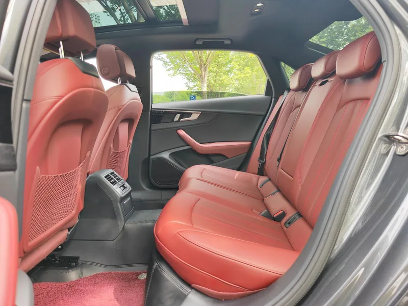 Audi A4L 2025 200 Version Yuexiang de dix mille véhicules 40 TFSI Type de luxe dynamique extérieur photo 7 Audi A4L 2025 200 Version Yuexiang de dix mille véhicules 40 TFSI Type de luxe dynamique extérieur photo 7