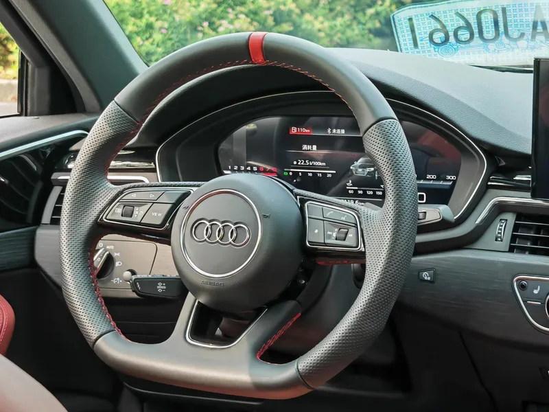 Audi A4L 2025 200 Version Yuexiang de dix mille véhicules 40 TFSI Type de luxe dynamique extérieur photo 10 Audi A4L 2025 200 Version Yuexiang de dix mille véhicules 40 TFSI Type de luxe dynamique extérieur photo 10