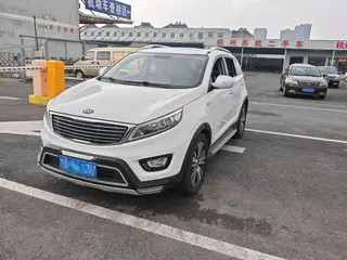 Kia Sportage 2015 2.0L Automatic two-drive version GLS