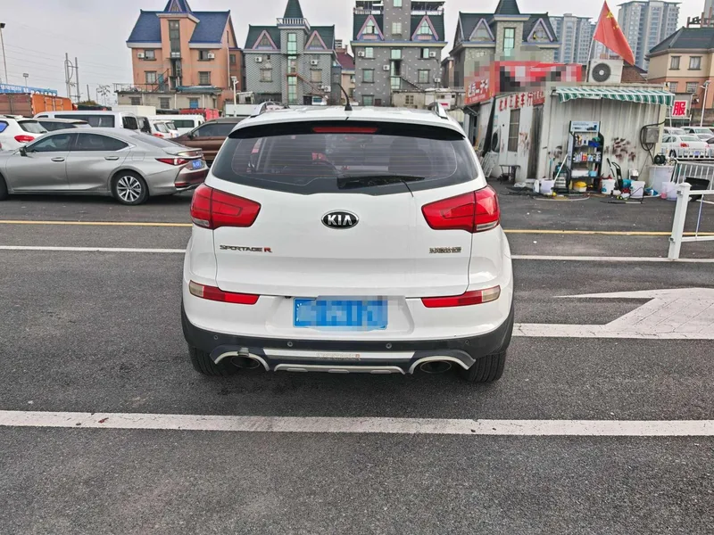 Kia Sportage 2015 2.0L Automatic two-drive version GLS exterior photo 5