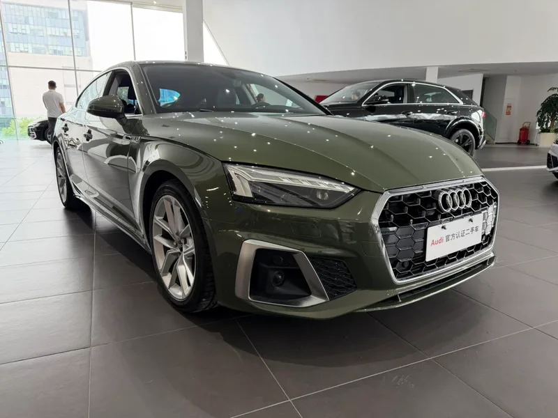 Audi A5 2022 Sportback 40 TFSI Tipo dinámico de moda exterior foto 3