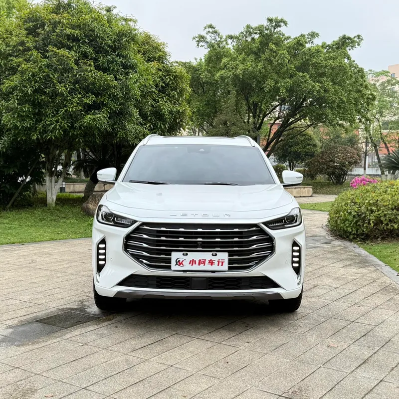 Jetour X70 PLUS 2021 1.6T DCT ground Pro 7 seat exterior photo 2 Jetour X70 PLUS 2021 1.6T DCT ground Pro 7 seat exterior photo 2