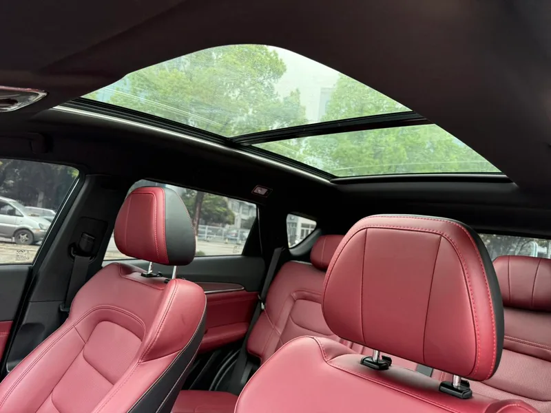 Jetour X70 PLUS 2021 1.6T DCT ground Pro 7 seat interior photo 11 Jetour X70 PLUS 2021 1.6T DCT ground Pro 7 seat interior photo 11