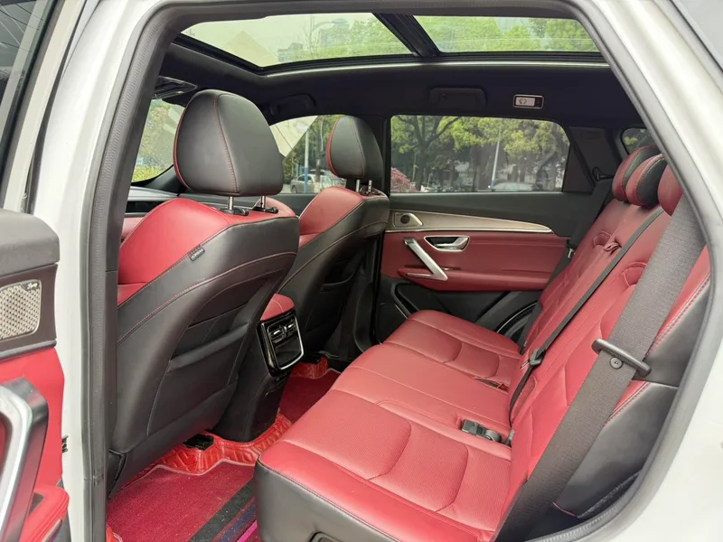 Jetour X70 PLUS 2021 1.6T DCT ground Pro 7 seat interior photo 15 Jetour X70 PLUS 2021 1.6T DCT ground Pro 7 seat interior photo 15