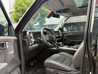 Jetour T2 2023 1.5TD Two-wheel drive Discover PRO exterior photo 4