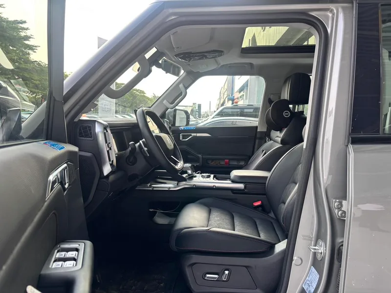 Jetour T2 2025 1.5TD Изучать интерьер фото 6