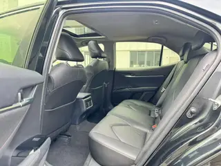 Toyota Camry 2018 2.0G Luxury Edition exterior photo 3