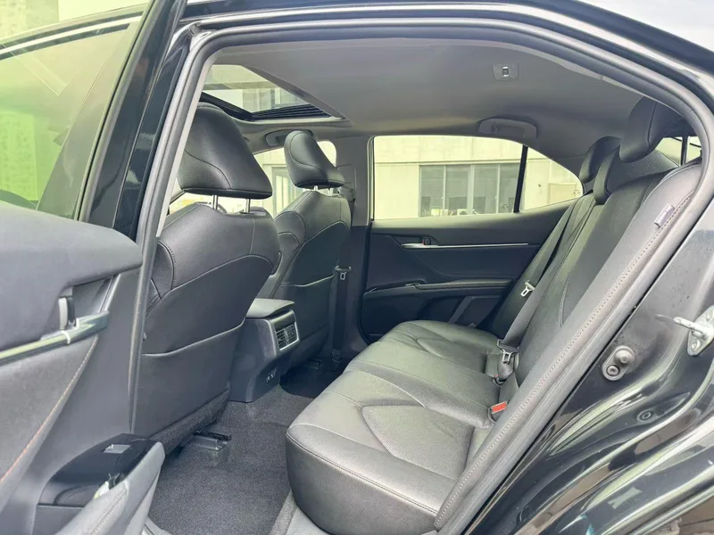 Toyota Camry 2018 2.0G Luxury Edition exterior photo 3