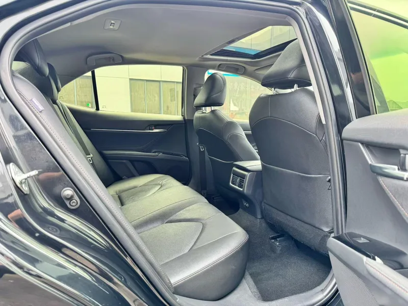 Toyota Camry 2018 2.0G Luxury Edition exterior photo 5