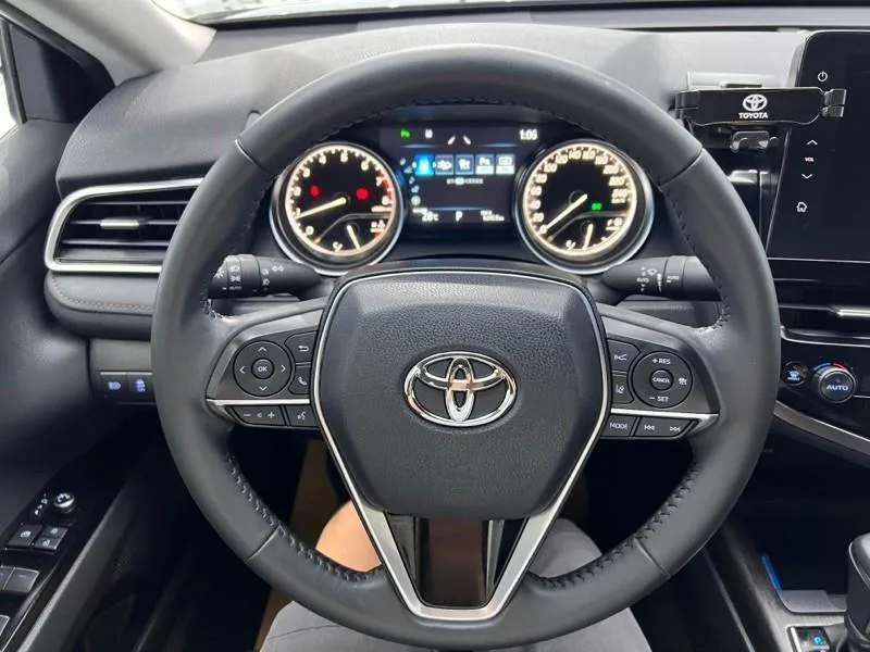 Toyota Camry 2021 2.0G Luxury Edition exterior photo 6 Toyota Camry 2021 2.0G Luxury Edition exterior photo 6