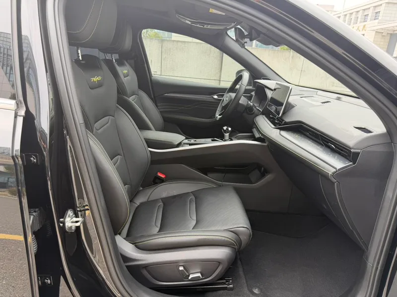 Geely Preface 2023 1.5T Edición Kunlun interior foto 12 Geely Preface 2023 1.5T Edición Kunlun interior foto 12