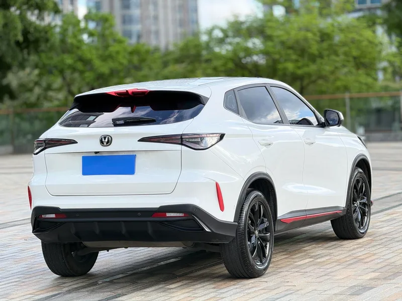 Changan X5 PLUS 2024 1.5T DCT Zhizun type exterior photo 2 Changan X5 PLUS 2024 1.5T DCT Zhizun type exterior photo 2