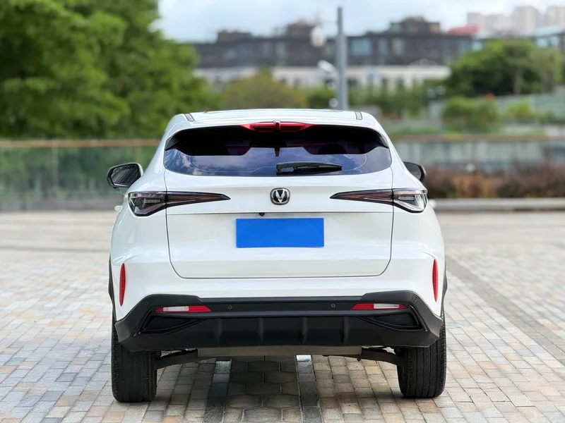Changan X5 PLUS 2024 1.5T DCT Zhizun type exterior photo 4 Changan X5 PLUS 2024 1.5T DCT Zhizun type exterior photo 4