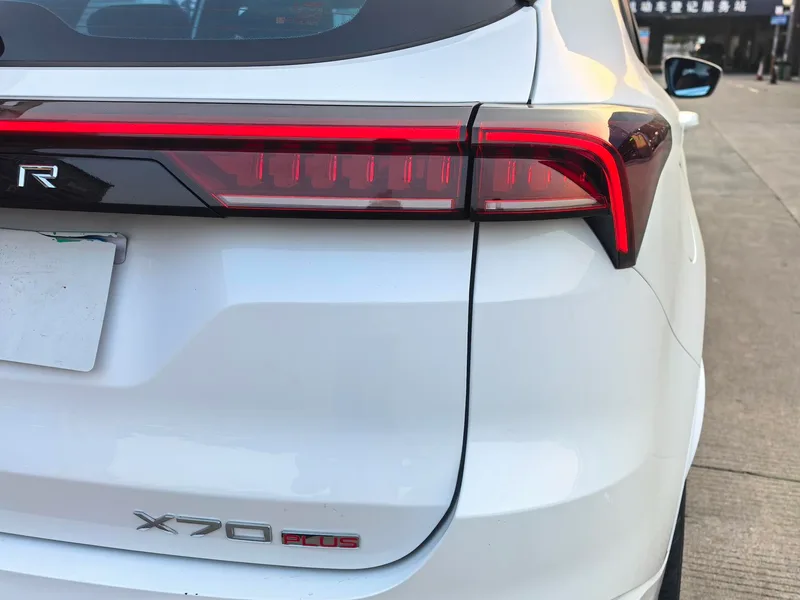 Jetour X70 PLUS 2023 1.6T DCT Сильный PLUS 5 Кресло экстерьер фото 8 Jetour X70 PLUS 2023 1.6T DCT Сильный PLUS 5 Кресло экстерьер фото 8