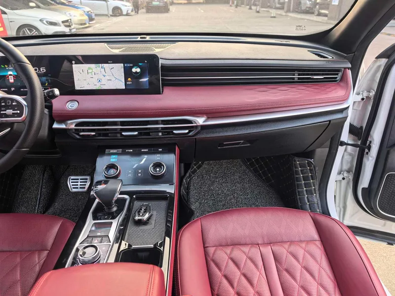 Jetour X70 PLUS 2023 1.6T DCT Сильный PLUS 5 Кресло интерьер фото 19 Jetour X70 PLUS 2023 1.6T DCT Сильный PLUS 5 Кресло интерьер фото 19