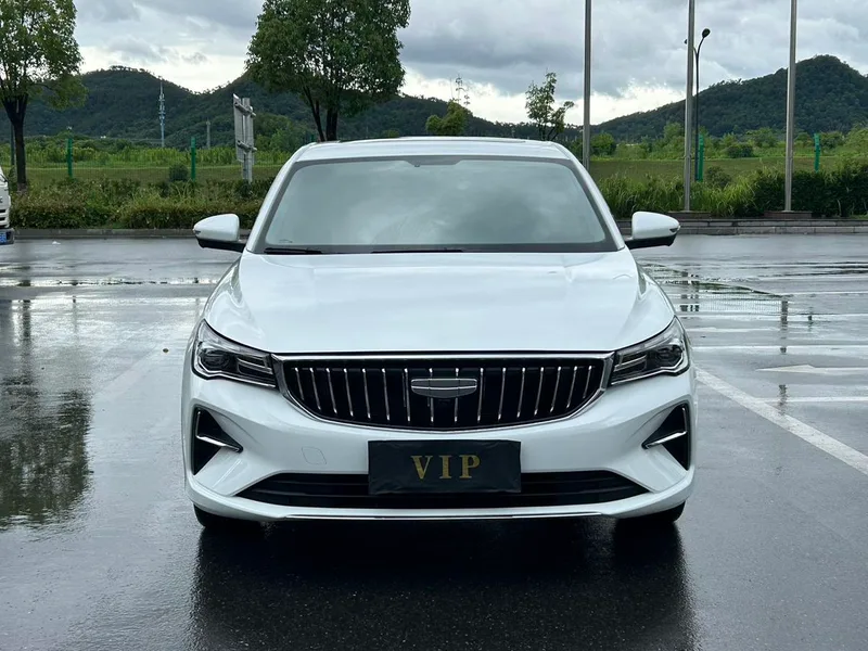 Geely Emgrand 2025 4th Gen 1.5L CVT Longteng Edition exterior photo 2 Geely Emgrand 2025 4th Gen 1.5L CVT Longteng Edition exterior photo 2