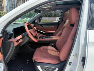 Changan CS75 PLUS 2023 Third generation 1.5T Automatic pilot type exterior photo 4 Changan CS75 PLUS 2023 Third generation 1.5T Automatic pilot type exterior photo 4
