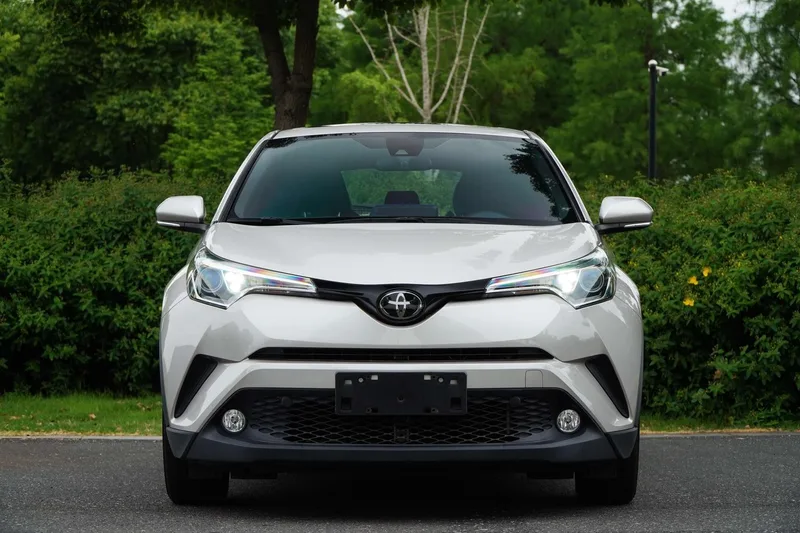 Toyota C-HR 2020 2.0L Versión líder exterior foto 2 Toyota C-HR 2020 2.0L Versión líder exterior foto 2