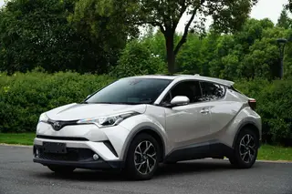 Toyota C-HR 2020 2.0L Versión líder exterior foto 3 Toyota C-HR 2020 2.0L Versión líder exterior foto 3