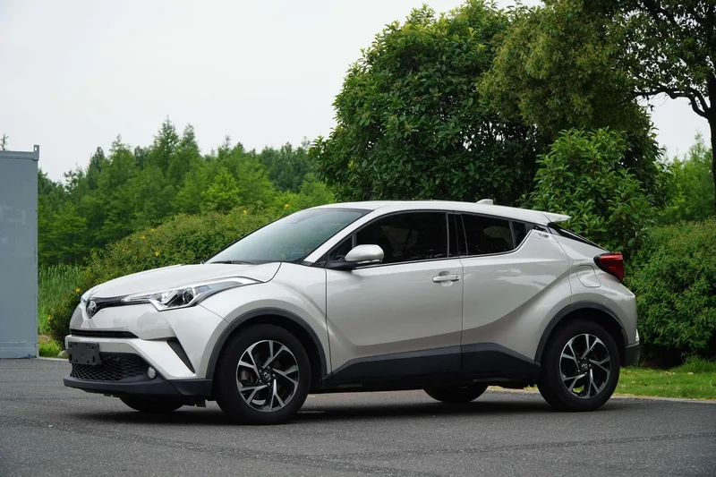 Toyota C-HR 2020 2.0L Versión líder exterior foto 4 Toyota C-HR 2020 2.0L Versión líder exterior foto 4