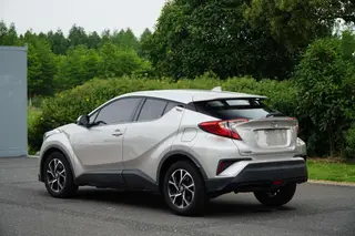 Toyota C-HR 2020 2.0L Versión líder interior foto 11 Toyota C-HR 2020 2.0L Versión líder interior foto 11