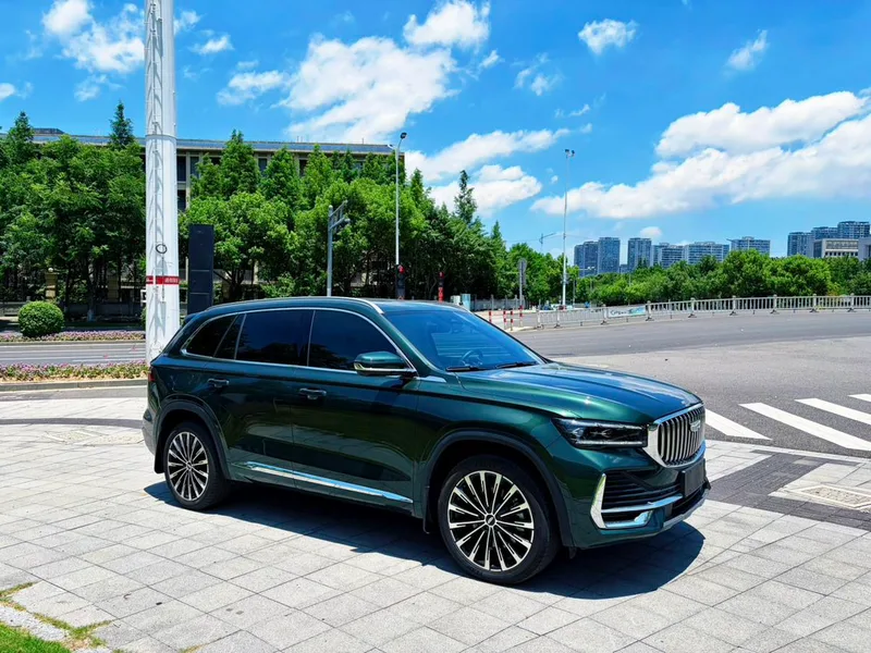 Geely Monjaro 2025 2.0TD High-power automatic four-wheel drive oriental obsidian full moon version exterior photo 3