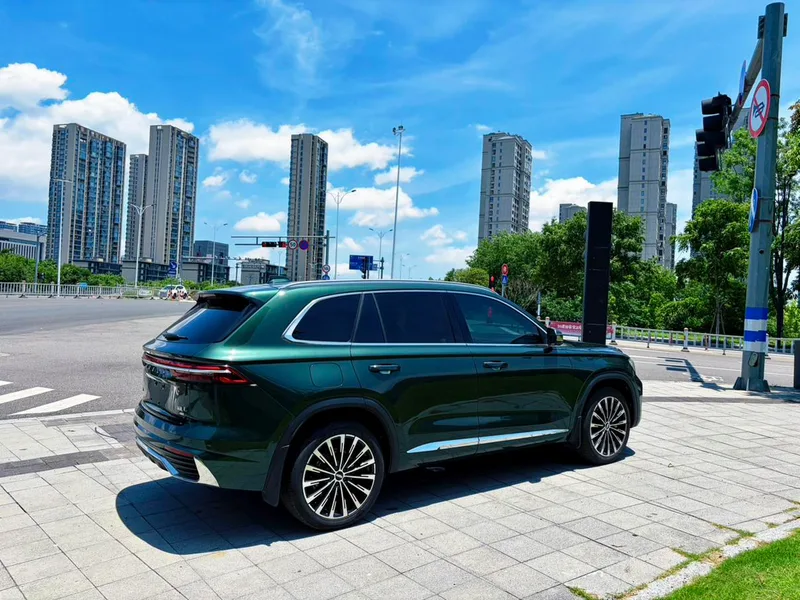 Geely Monjaro 2025 2.0TD High-power automatic four-wheel drive oriental obsidian full moon version exterior photo 4