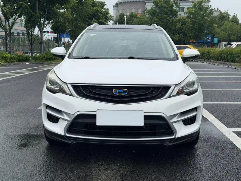 Geely Emgrand GS 2016 Edición elegante 1.3T Tipo de collar manual exterior foto 2 Geely Emgrand GS 2016 Edición elegante 1.3T Tipo de collar manual exterior foto 2