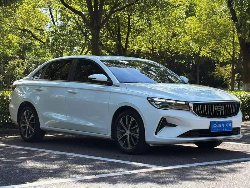 Geely Emgrand 2022 4th Gen 1.5L CVT Premium Trim exterior photo 3 Geely Emgrand 2022 4th Gen 1.5L CVT Premium Trim exterior photo 3